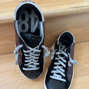 P448 John metallic sneaker